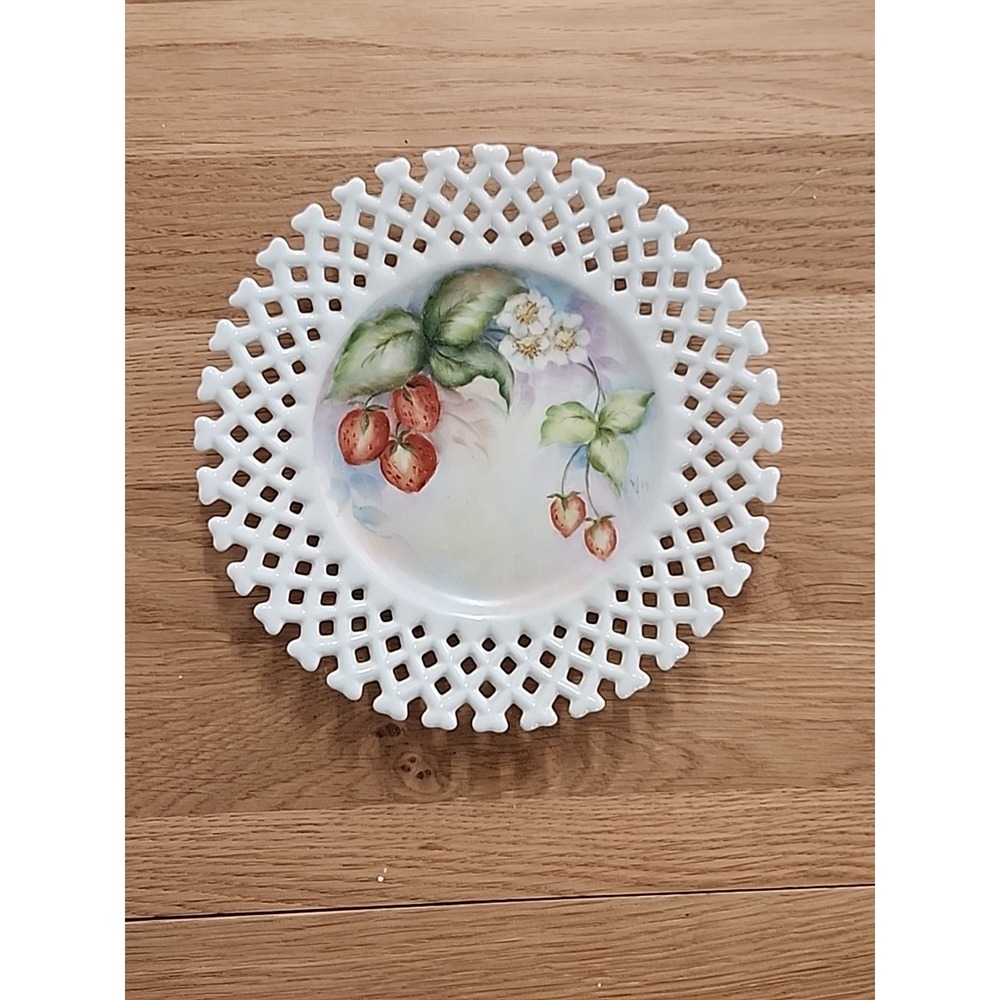 Antq Vtg Lefton Reticulated Floral Lattice‎ Plate Hand Painted Spring Strawberry